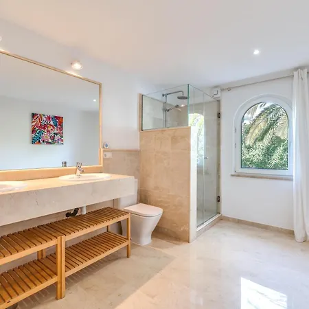 About Turquesa Villa